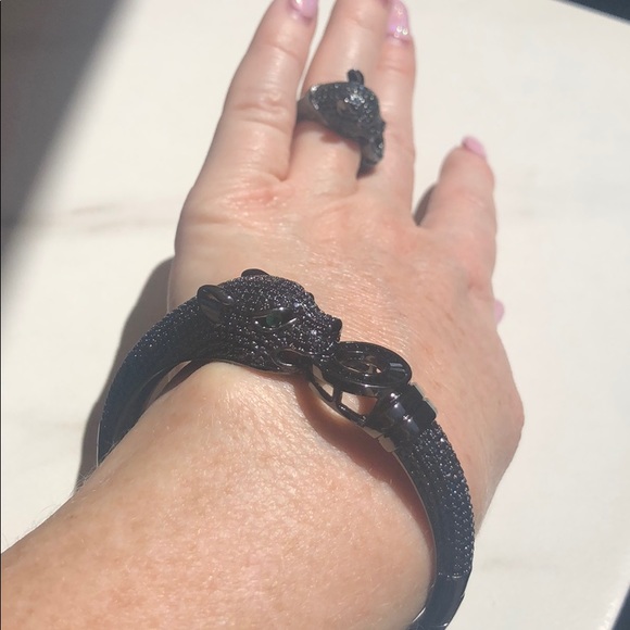 Black Panther Swarovski Crystal Bracelet Ring Set - Picture 5 of 8